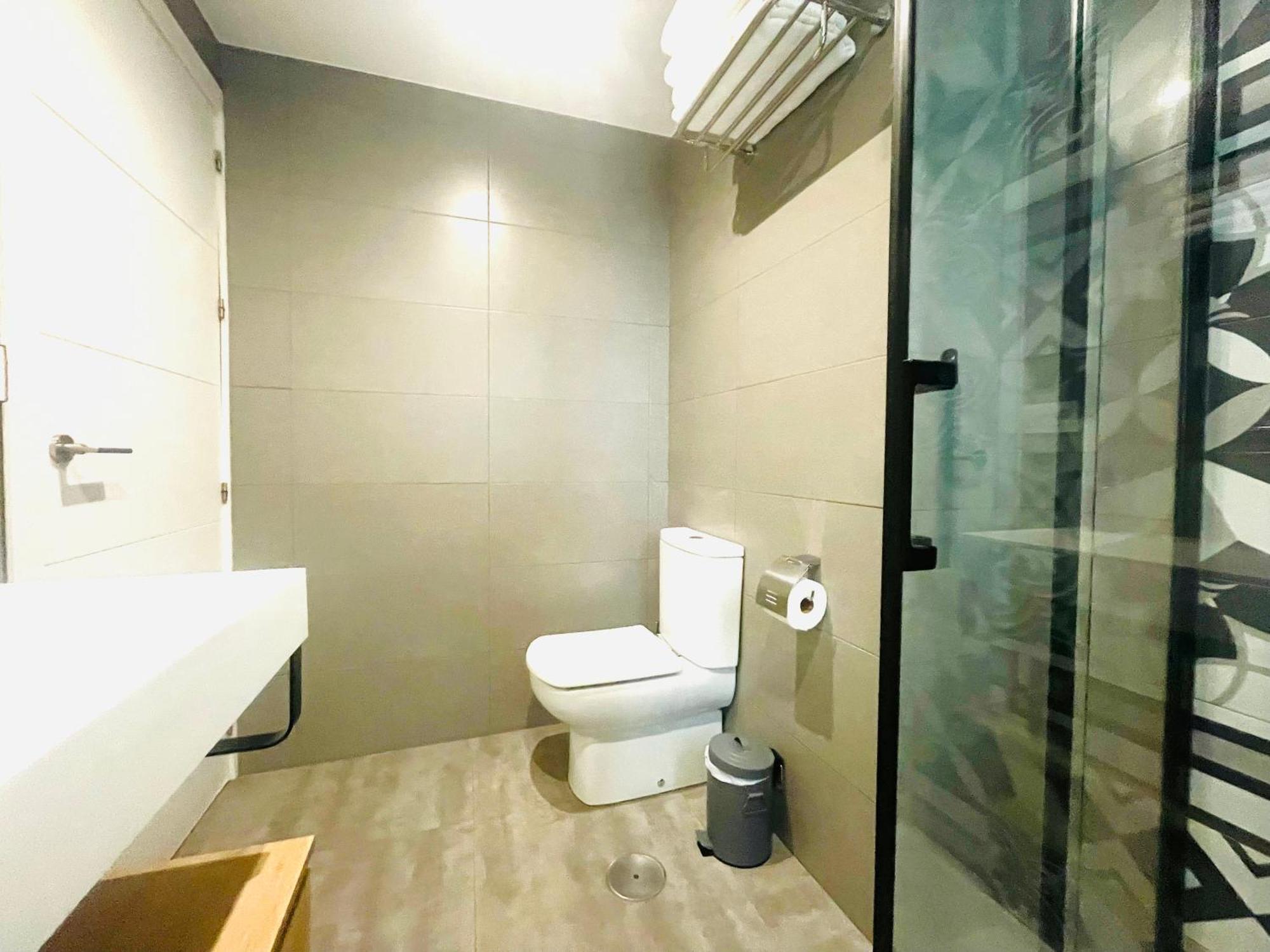 Apartamento Puerta Carmona Sevilla Bagian luar foto